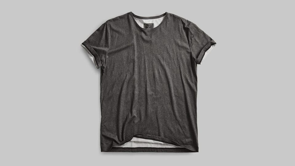 Dyeing a T-shirt with Algae